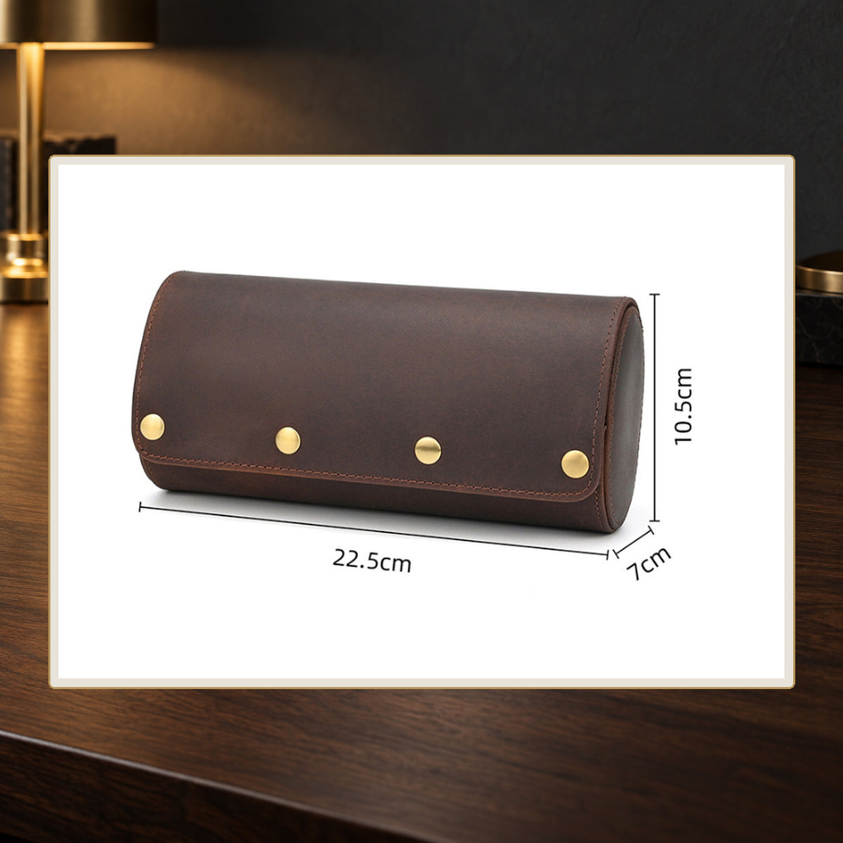 Kolmen kellon kotelon mitat: pituus 22,5 cm, korkeus 10,5 cm, syvyys 7 cm