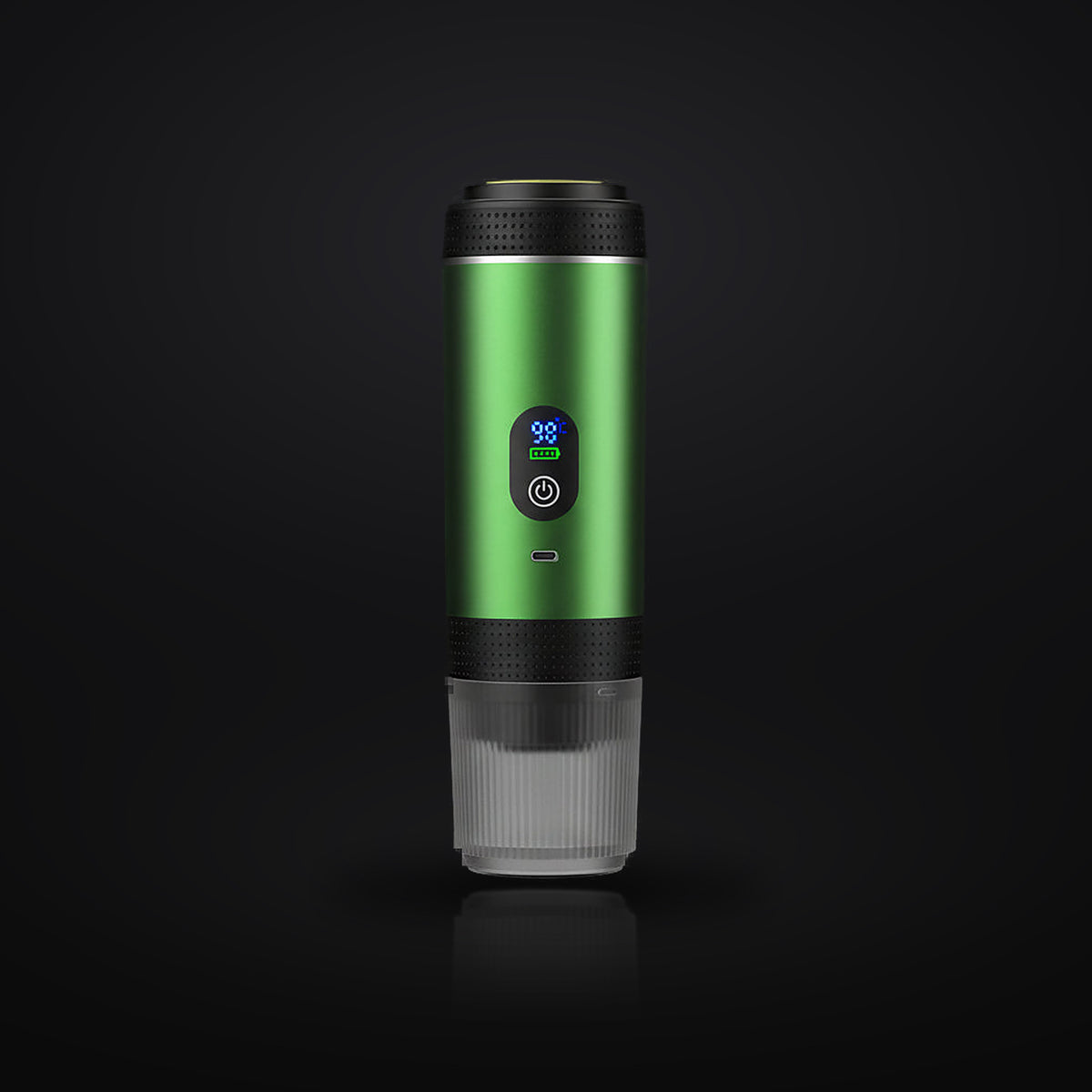 Mobile Espressomaschine in Grün vor schwarzem Studiohintergrund